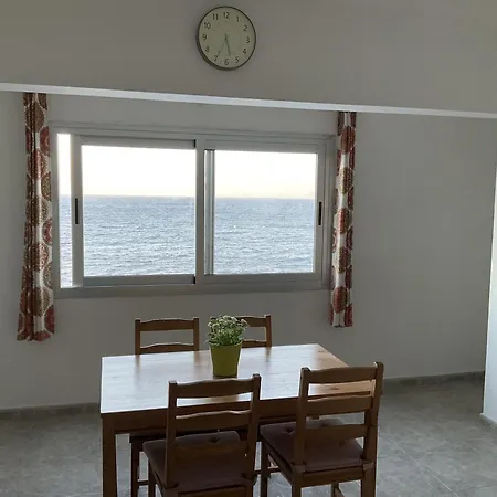 Apartamento En Primera Línea - Pozo Izquierdo
